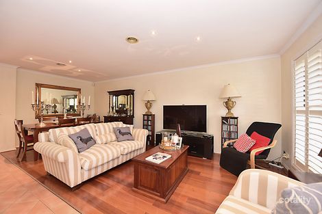 Property photo of 13 Federation Walk Hughesdale VIC 3166