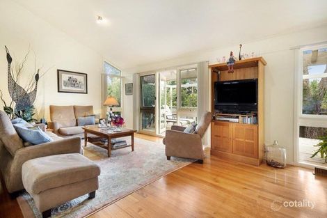 Property photo of 53 York Street Eltham VIC 3095