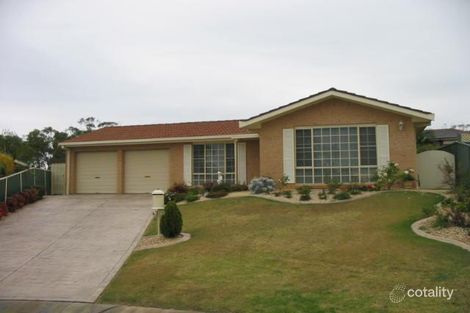 11 Holly Cl, Lake Haven, NSW 2263