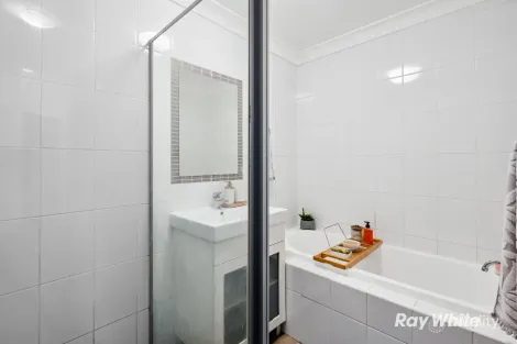 Property photo of 2/11 Kilbenny Street Kellyville Ridge NSW 2155