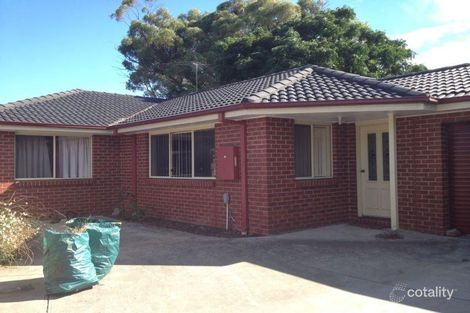 2/6 Eagle Dr, Pakenham, VIC 3810