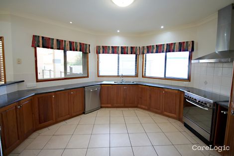 Property photo of 16 Wood Drive Middle Ridge QLD 4350