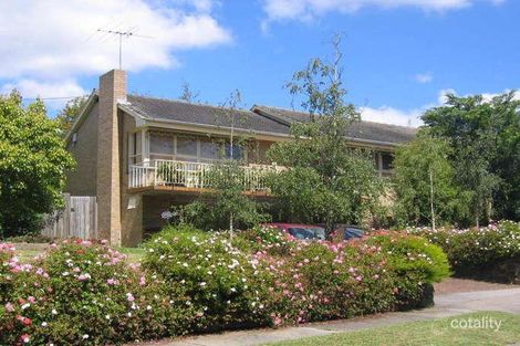 Property photo of 8 Buckingham Crescent Doncaster VIC 3108