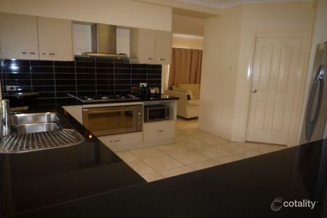 Property photo of 16 Hilas Circuit Sunnybank Hills QLD 4109