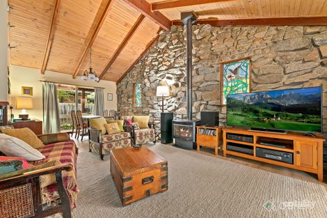 Property photo of 7 Jefferson Road Garfield VIC 3814