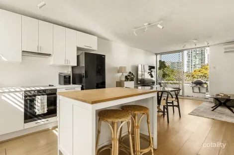 2/26 Seymour Rd, Hamilton, QLD 4007