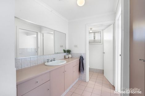 Property photo of 3 Farnsworth Drive Morphett Vale SA 5162