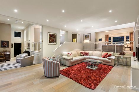 Property photo of 21 Findon Avenue Caulfield North VIC 3161