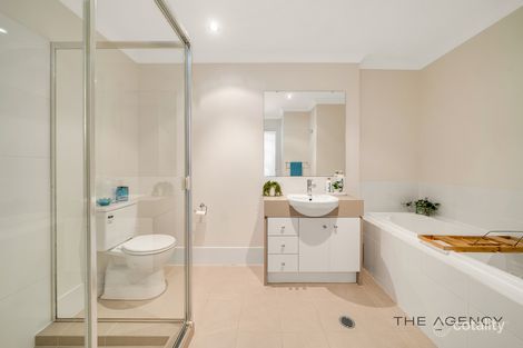 Property photo of 11 Ladera Drive Clarkson WA 6030