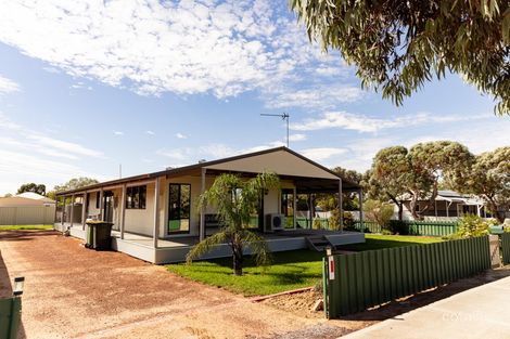 15 Westral St, Bruce Rock, WA 6418