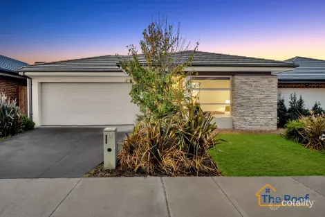 Property photo of 13 Nuttall Street Mambourin VIC 3024