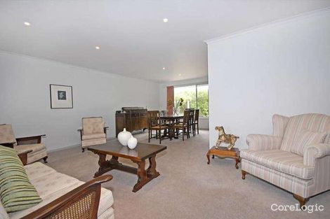 Property photo of 18 Leeds Road Mount Waverley VIC 3149