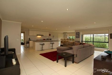 Property photo of 26 The Bittern Boulevard Bittern VIC 3918