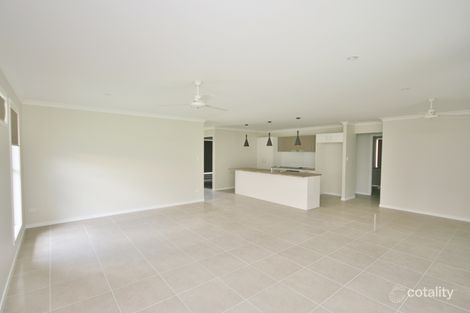 Property photo of 8 Parkview Close Southside QLD 4570