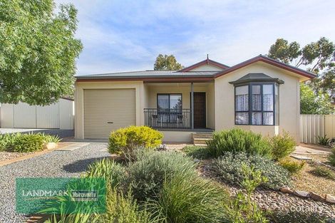 28 Cairns Cres, Riverton, SA 5412