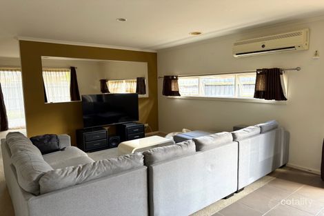 Property photo of 9 Cleopatra Drive Cranbourne VIC 3977