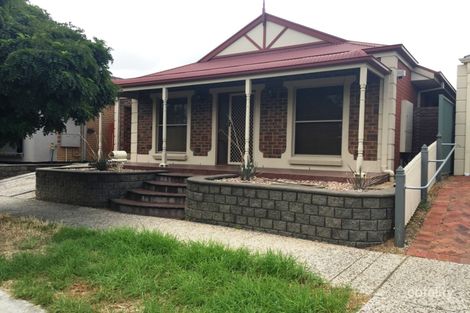 30b Mallard Cres, Mawson Lakes, SA 5095