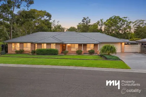 10 Young Ave, Camden Park, NSW 2570