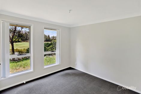 Property photo of 4 Emerald Waters Avenue Wyong NSW 2259
