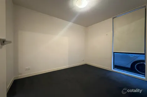 Property photo of 21 Cirque Drive Footscray VIC 3011