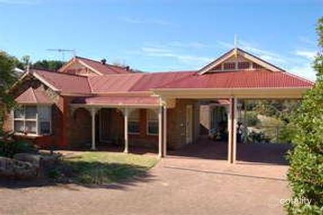 24 Vaucluse Dr, Happy Valley, SA 5159