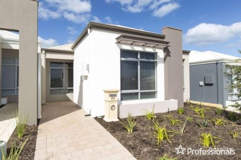 Property photo of 33 Forestay Turn Alkimos WA 6038