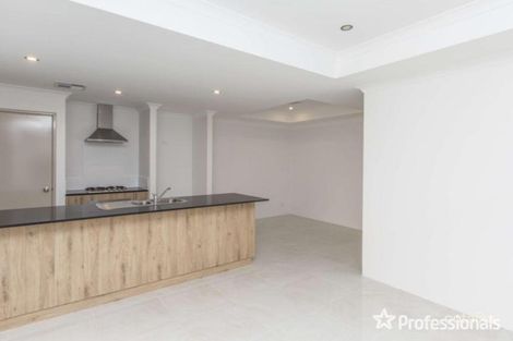 Property photo of 33 Forestay Turn Alkimos WA 6038