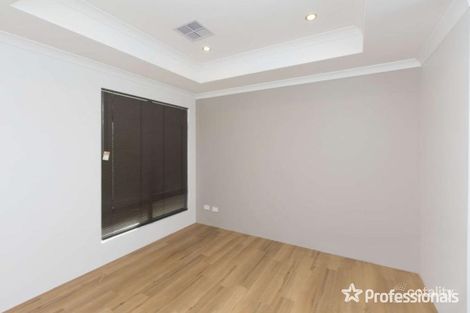 Property photo of 33 Forestay Turn Alkimos WA 6038