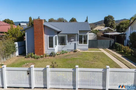 Property photo of 1 Heather Grove Myrtleford VIC 3737
