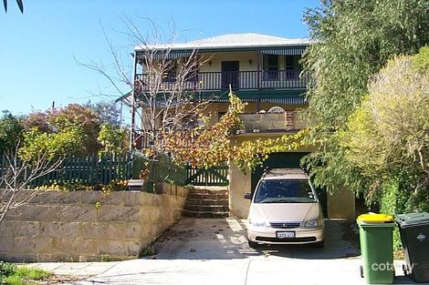 24 Hulbert St, South Fremantle, WA 6162