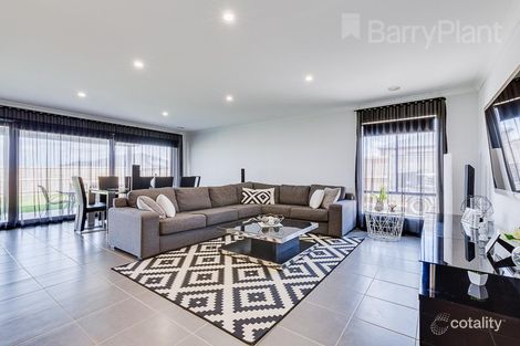 Property photo of 15 Greenfields Boulevard Romsey VIC 3434