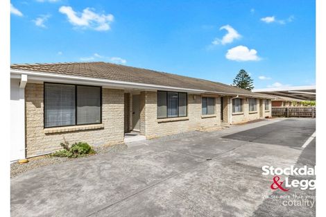 Property photo of 2/21 Broadmeadows Road Tullamarine VIC 3043