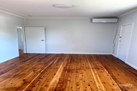 Property photo of 102 College Street Cambridge Park NSW 2747