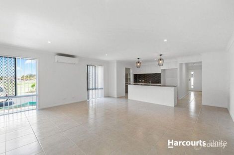 Property photo of 88 Promenade Circuit Rothwell QLD 4022