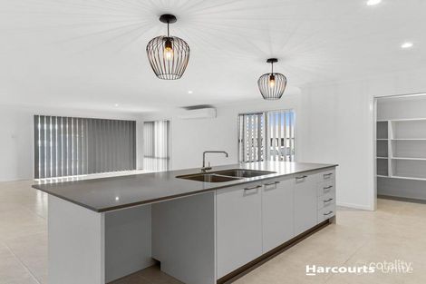 Property photo of 88 Promenade Circuit Rothwell QLD 4022