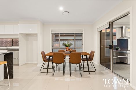 Property photo of 11 Dengate Crescent Moncrieff ACT 2914