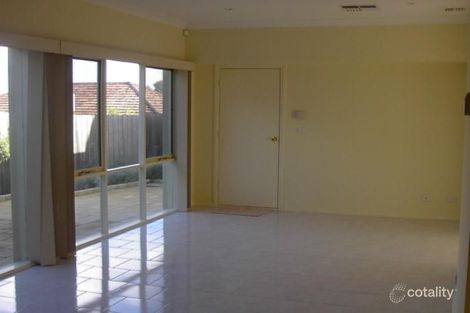 Property photo of 2/66 Whittens Lane Doncaster VIC 3108
