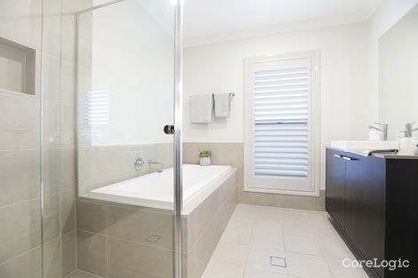 Property photo of 5 Clearview Terrace Glenmore Park NSW 2745