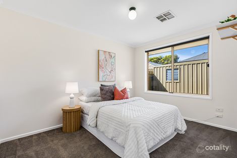 Property photo of 17 Heath Court Gulfview Heights SA 5096