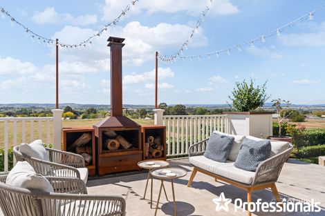 Property photo of 55 Darwin Drive Llanarth NSW 2795