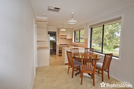 Property photo of 5 Parry Drive Mooroolbark VIC 3138