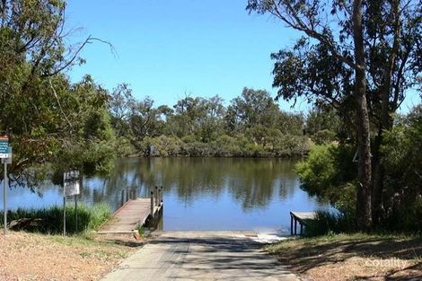 42 Murray Bend Dr, Ravenswood, WA 6208