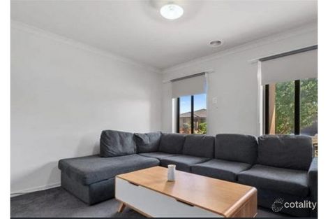 Property photo of 35 Clement Way Melton South VIC 3338