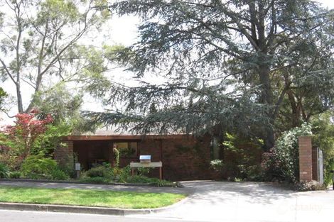 11 Glendowan Rd, Mount Waverley, VIC 3149