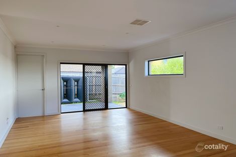Property photo of 1/31 McCubbin Street Burwood VIC 3125