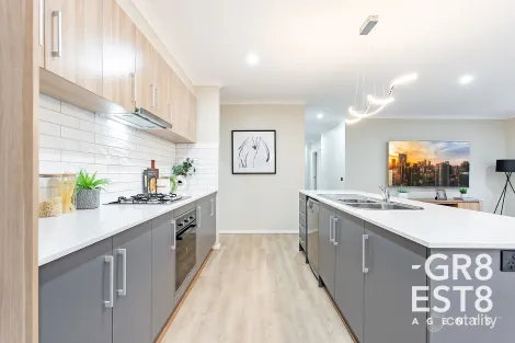 Property photo of 13 Dandy Drive Cranbourne South VIC 3977