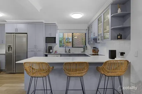 1/33 Chelsea Ave, Broadbeach, QLD 4218