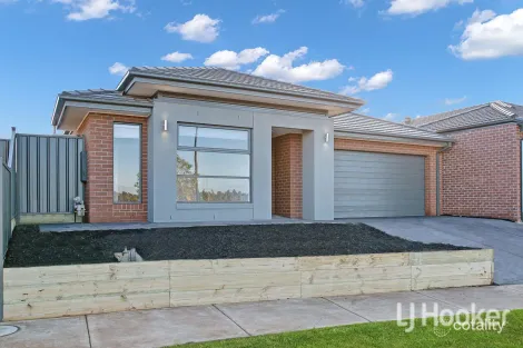 4 Peregrine Way, Melton South, VIC 3338
