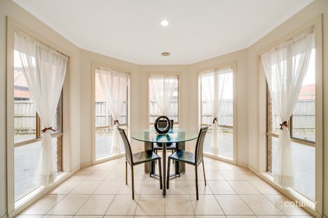 Property photo of 2 Kailah Court Narre Warren South VIC 3805