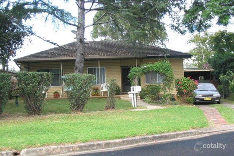 Property photo of 6 Glen Place Pendle Hill NSW 2145